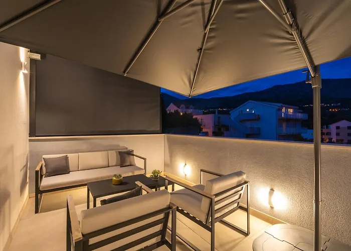 Luxury Villa Entrata
